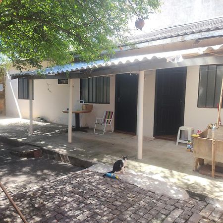Pe De Pitanga - Unica Casa Arborizada Do Quarteirao Com Arvores Frutiferas Maringá Dış mekan fotoğraf